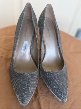 Bandolino Women's Sparkle Pointed-Toe Pumps - Silver